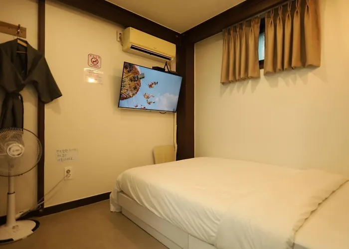 Dal Hotel *